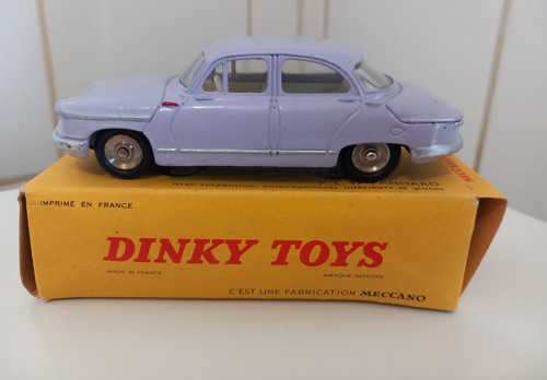 Dinky toys panhard - toys,