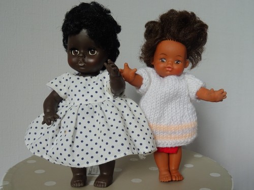 Lot petites poupees - 2,