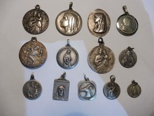 LOT DE MEDAILLES  RELIGIEUSE