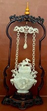 Brûle Chinese Jade Hanging Perfume Mid 20th Century and Box