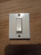 1 Interrupteur Poussoir série