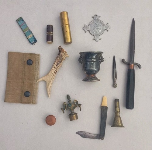Brocante lot fond - de, tiroir