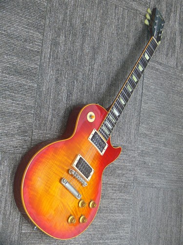 Gibson les paul classic plus - paul,