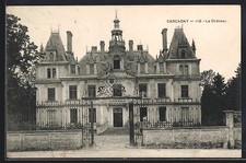 Old postcard Carcagny, the majestic castle with its wrought iron portal 1912 