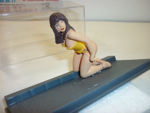 Figurine resine pin - 1/18,