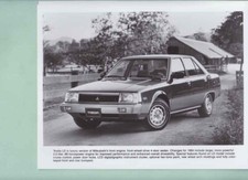 photo de presse / press photo original Mitsubishi Tredia LS 1984