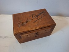 Ancienne Tirelire À Système