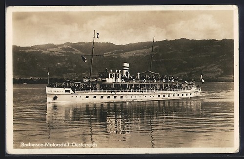 Bateau moteur lac - à,