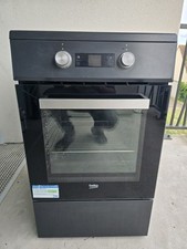 beko cuisinière induction 60l 3 feux noir FSE58301BC
