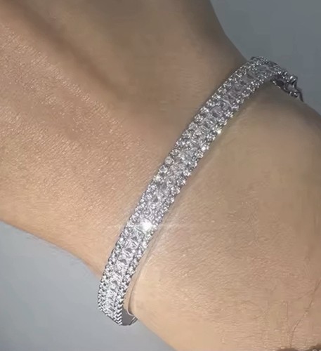 Magnifique bracelet jonc