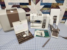 Bernina 930 Sewing Machine! Professionally serviced, Free Shipping! Accessories