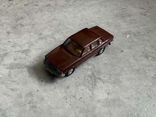 Wiking volvo 264 marron - volvo,