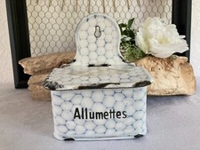 625⚜️ Ancienne Boîte