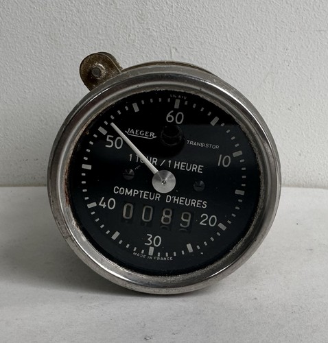 Ancien compteur heures - ancien, d’heures