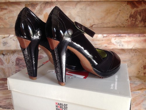 Chaussures hauts talons noires - hauts,