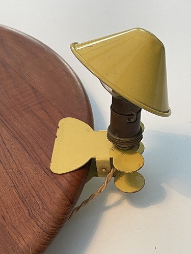 Ancienne lampe pince - lampe,