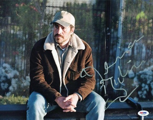 Demian bichir better life - a,