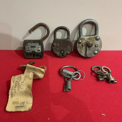 Lot cadenas ancien dont - cadenas,