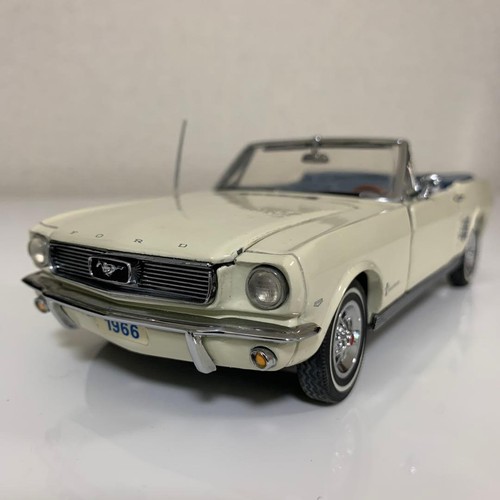 Danbury mint 1966 - mint,