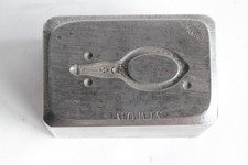 Antique Guillou Paris Sewing Scissor Handle Die (73939)