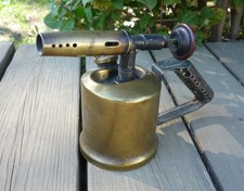 Chalumeau ancien - lampe à