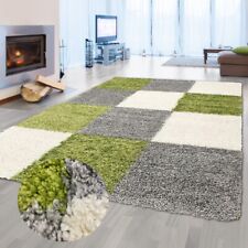 Tapis shaggy moelleux à poils longs avec motif à carreaux vert gri