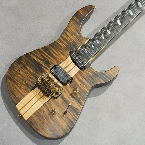 Caparison custom line tat - custom,