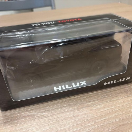 New hilux color black - color,