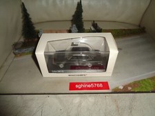 Minichamps 1/43 - Volvo 240 GL