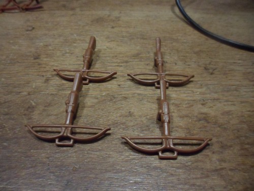 Arbalettes noire medieval - ,