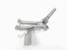 PLATINE ARRIERE DROITE