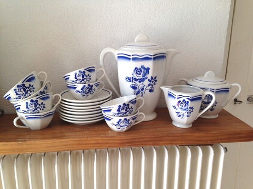 Belles tasses sous - , 8