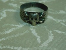 Bague De Cantine Tête De Mort