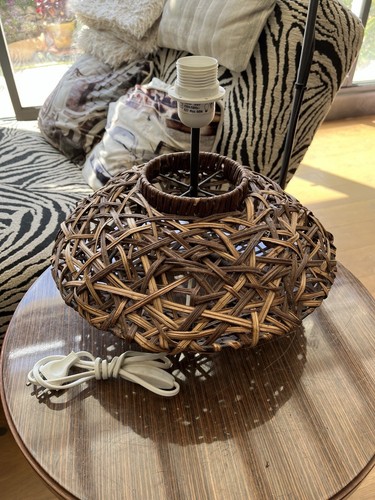 Joli pied lampe - lampe, en