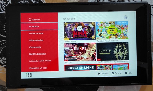 Vend nintendo switch - vend, semi