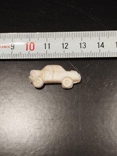 Vielle Fève en Plastique en