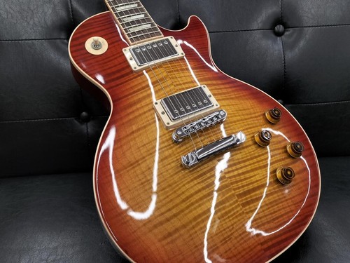 Guitare électrique - (gibson),