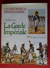 LES UNIFORMES DU PREMIER