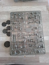 Grappe F Warhammer Dark