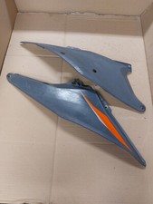 carénage arrière droit /