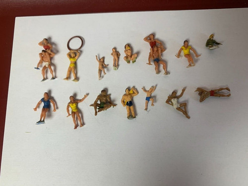 Lot personnages sportifs - sportifs,