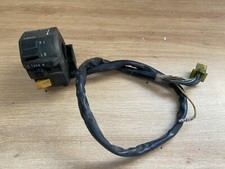 UN COMMODO COMMANDE GAUCHE