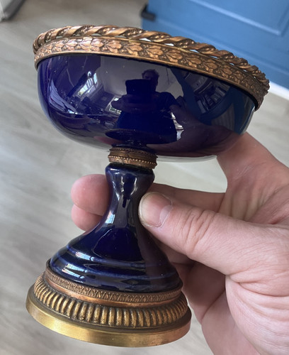 Jolie petite coupe baguier