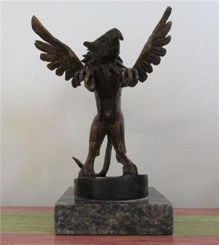Leonora carrington bronze - leonora,