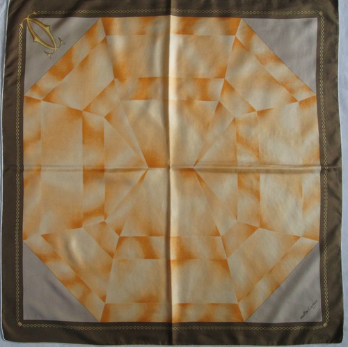 Superbe foulard must de - ,