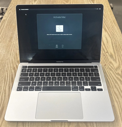 Apple macbook pro - pro, m1
