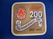 Bière de Collection dessous Verre ~ ~ Bass & Co Pâle Ale ~200 Bicentenaire ,