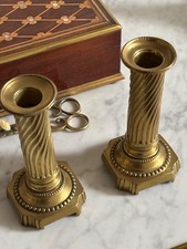 Paire de bougeoirs Louis XVI