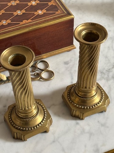 Paire bougeoirs louis xvi - de,