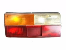 Feu arriere principal droit